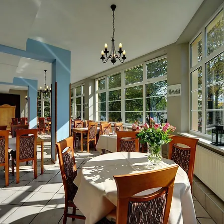 Hotel Belweder - Przy Hotelu Golebiewski
