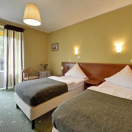 Otel Hotel Belweder - Przy Hotelu Golebiewski Karpacz